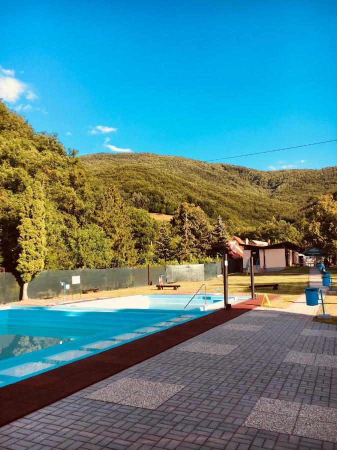 Grand Spa Holiday Home Sklené Teplice Buitenkant foto